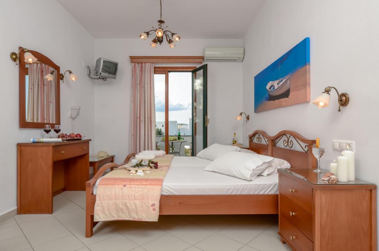 Dolphin Studios Agia Anna  Exterior photo